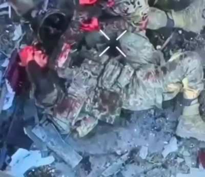 A drone captures the end of the fight between the Ukrainian and Russian soldier