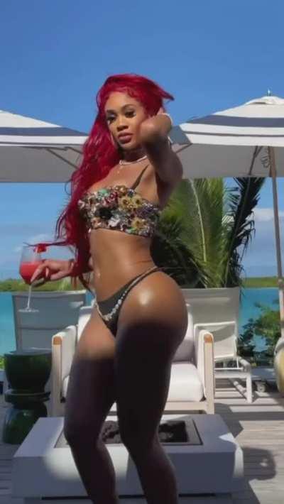 What y'all think of Saweetie