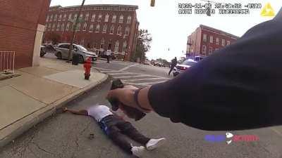 Hostage Taker with a Knife gets Instant Justice