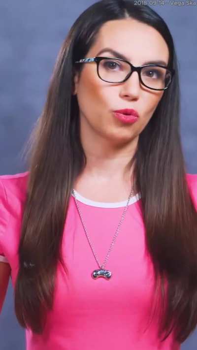 2018-09-14 Trisha Hershberger's nice smile