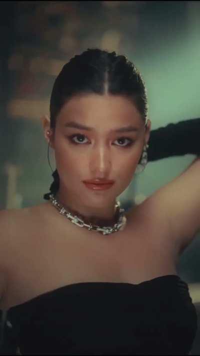 Liza Soberano