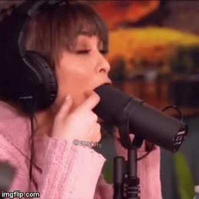 Long distance relationship be like