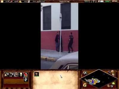 Cuando te metes con tu aldeano al centro urbano equivocado: