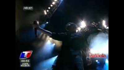 Linkin park suena diferente con mis auriculares de constitución