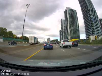 Aggressive truck convoy behavior on Highway 401 — anyone else seen this?