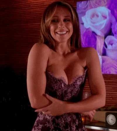 Jennifer Love Hewitt