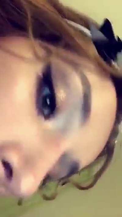 Bella Thorne - I'm at your service