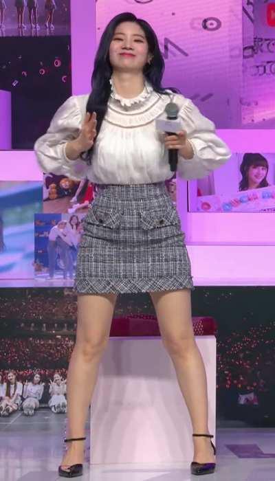 Adorable kpop idol Dahyun has such amazing milky thighs its so hard not to call out of work and spend all day giving her what she deserves!