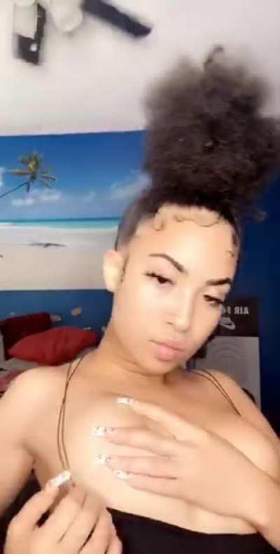 H0n3¥ Dℹ️🅿️🅿️🅰️ (View HunniesGalore for more content)