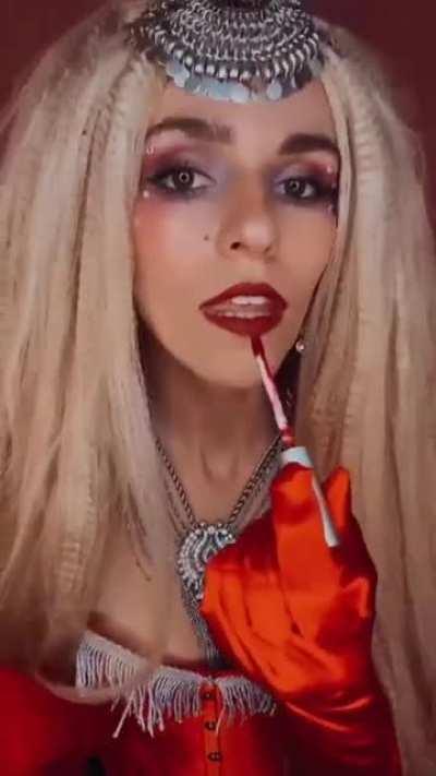 wow! so gorgeous and sexy.