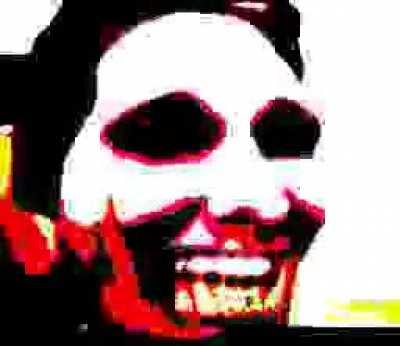 (VOLUME WARNING) This happened a couple streams ago, does anyone remember it? He said he was going to get a cup of coffee and after like 3 minutes the screen came back on and this appeared.