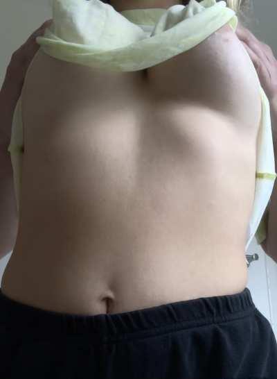 it’s a little cold in here, can you tell? need someone to come warm me up...