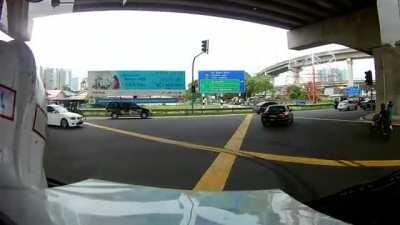 There are idiots that block emergency vehicles.... then there is this guy