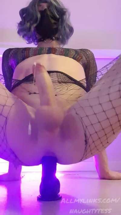 Making it rain 💦💦