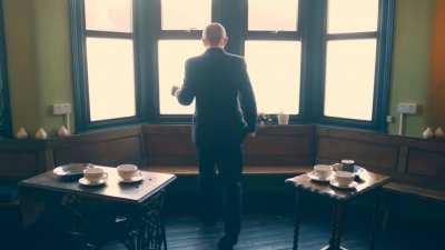 5 minutes of cool tricks in cool places...