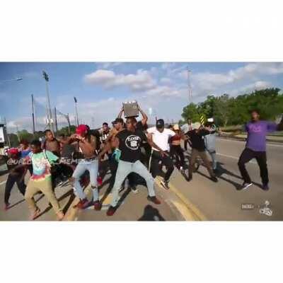 Vibing thou 🎧💥🍁