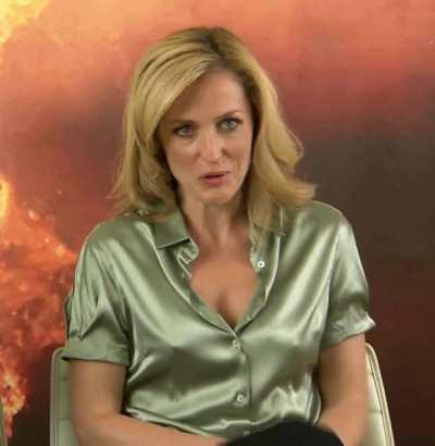 Gillian Anderson
