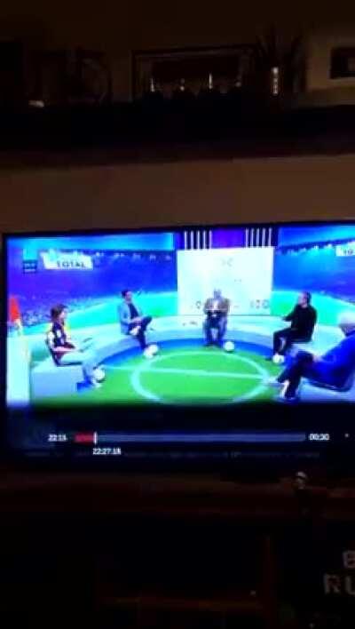 A Superliga não acabou, vazou no canal portugues os times que estão chamando para substituir os inglêses.