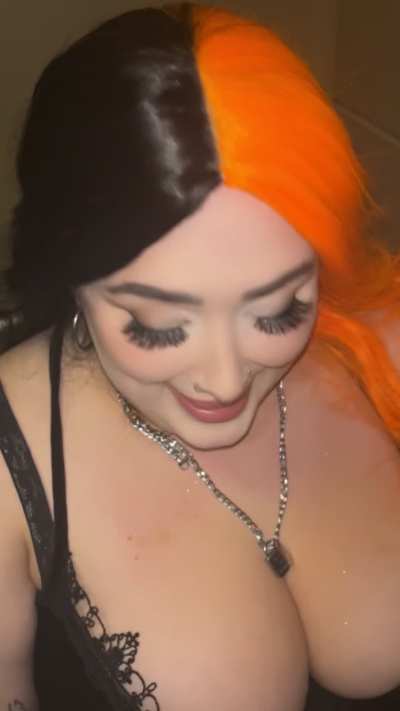 Hanging out with Lauren is never boring! I had to help 