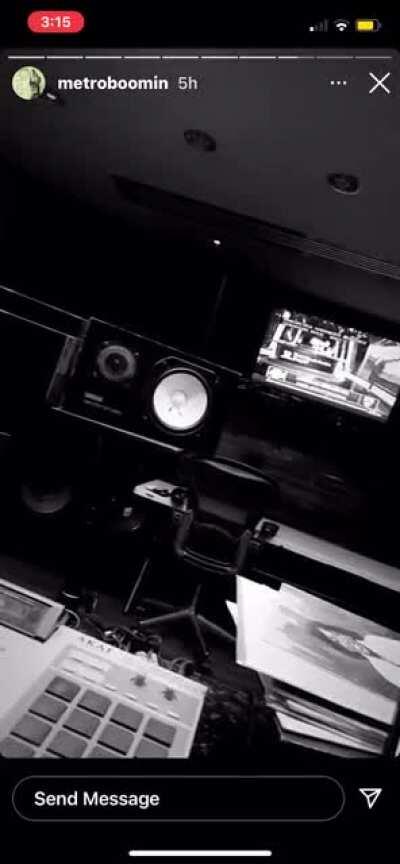 Coming from r/TheWeeknd , Metro is in the same studio Abel was in and the guys over here think this could be the instrumental to a Drake x Abel collab on CLB. Thoughts?