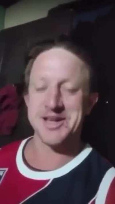 Muquinha esse e teu pai? deixa a loirinha ficar sabendo desse teu passado