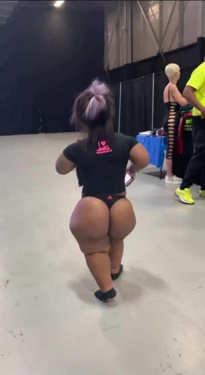 Big Booty Midget
