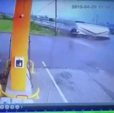 When you see cheap gas price