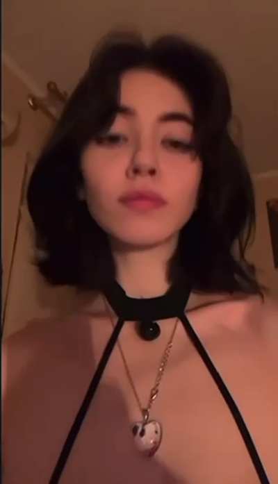 Available now for sexting and vc cum together🦋