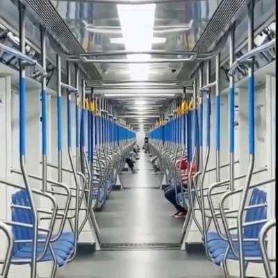 The way this train articulates.