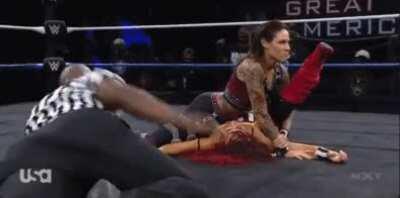 Sexy Santana losing one more time. The undisputed queen of the jobbers. She never wins and we love it.😍😍