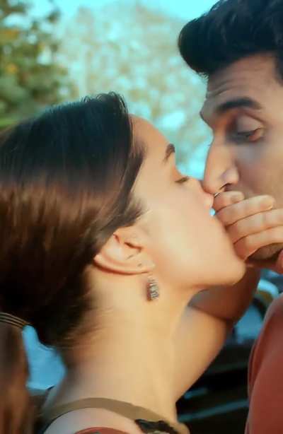 Shraddha Kapoor [Ok Jaanu]