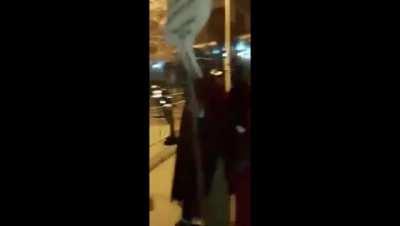 Los gauchos de Güémez afuera, los militantes adentro