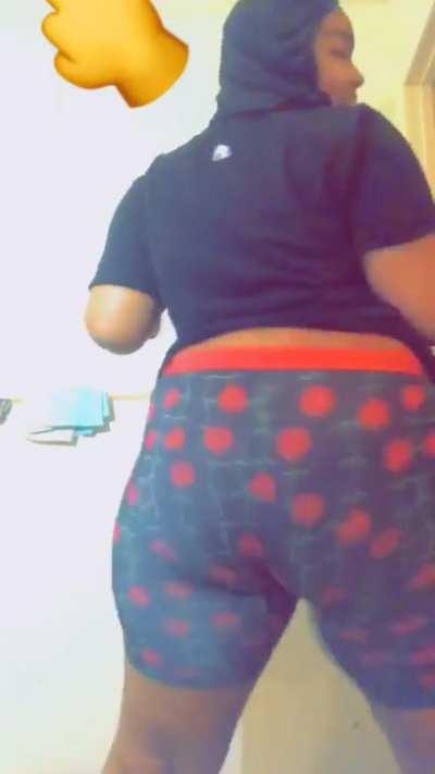 Cashapp: $Qu33nfxmous snapchat: Hstinson74