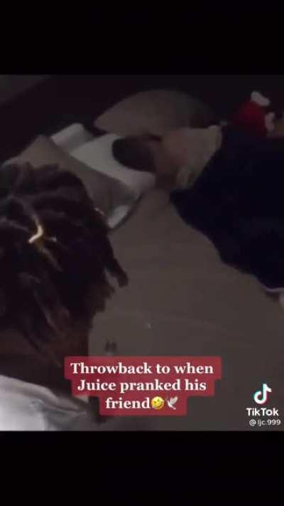 Bro the way he ran 💀😭