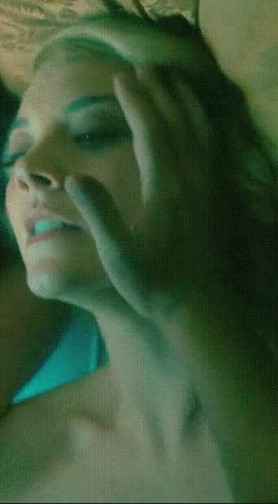 Your rough night with Natalie Dormer