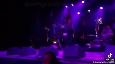 If Death Grips made the AVGN intro