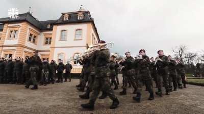 Integration ceremony of Dutch land forces into the German army, a milestone in history. This ceremony but for a European army soon!
