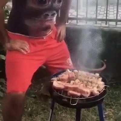 Так вот зачем нужны эти майки...