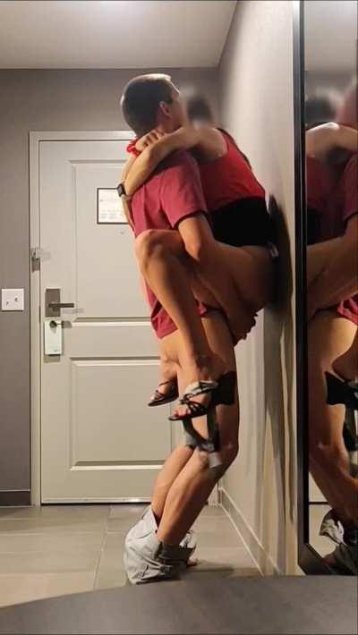 [33/32][MF4F/MF] [Ohio] - Couple looking for Fit bi-Female or Couple