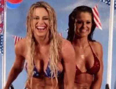 Taryn Terrell & Brooke Adams 🔥