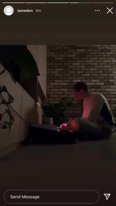 I can tell this gonna be my favorite song from the album