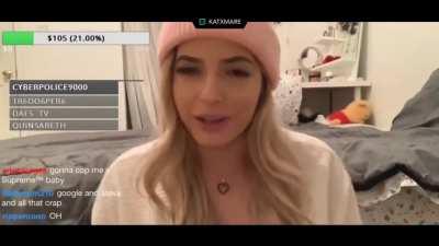 Alguém viu algo estranho?