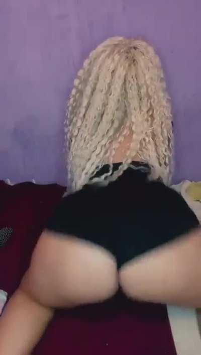 Come on my OF it’s free