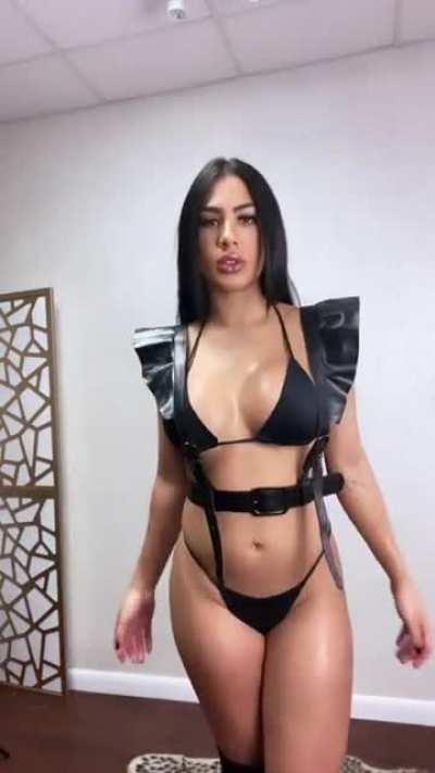 Em Sanchez (@emxsanchez)