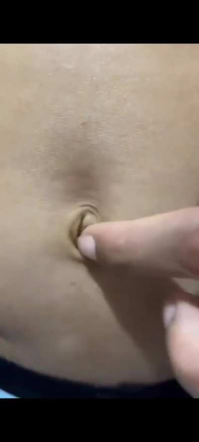 Sexy girls bellybutton