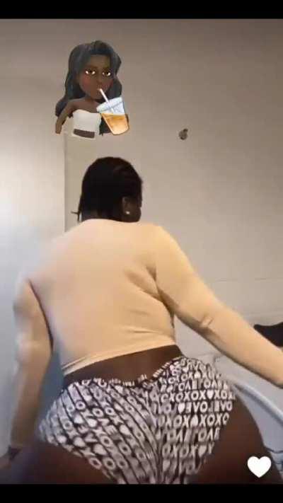 Perfect Combo🍑🍈🍈