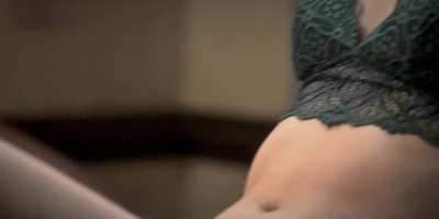 Birthday Teaser: Ally Ioannides (& Reneé Rapp) in The Sex Lives of College Girls [S2E2-2022]