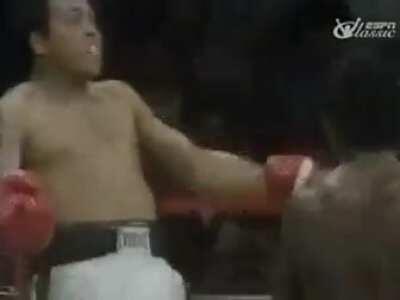 Muhammad Ali dodges 21 punches in 10 seconds.