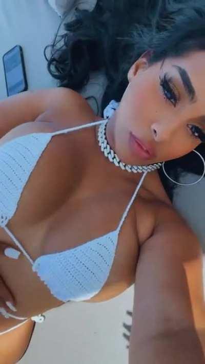 💎👸🏼👙🤳🏽