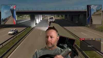 Guys, this video is just a joke. Please, let's not be toxic. I know everybody is sad. Me too. But we can't stay at the same level as the antis. All we need to do is respect Aloe decision and wish her to find a new path in her life that makes her happy.